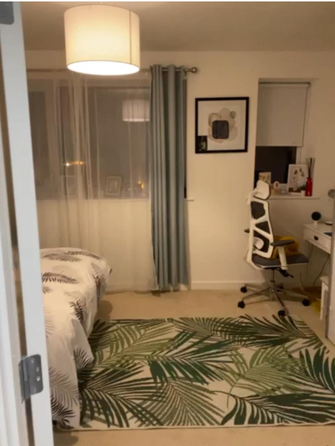 Comfortable Double Room & Single Room In Vibrant Hatfield Neighbourhood المظهر الخارجي الصورة