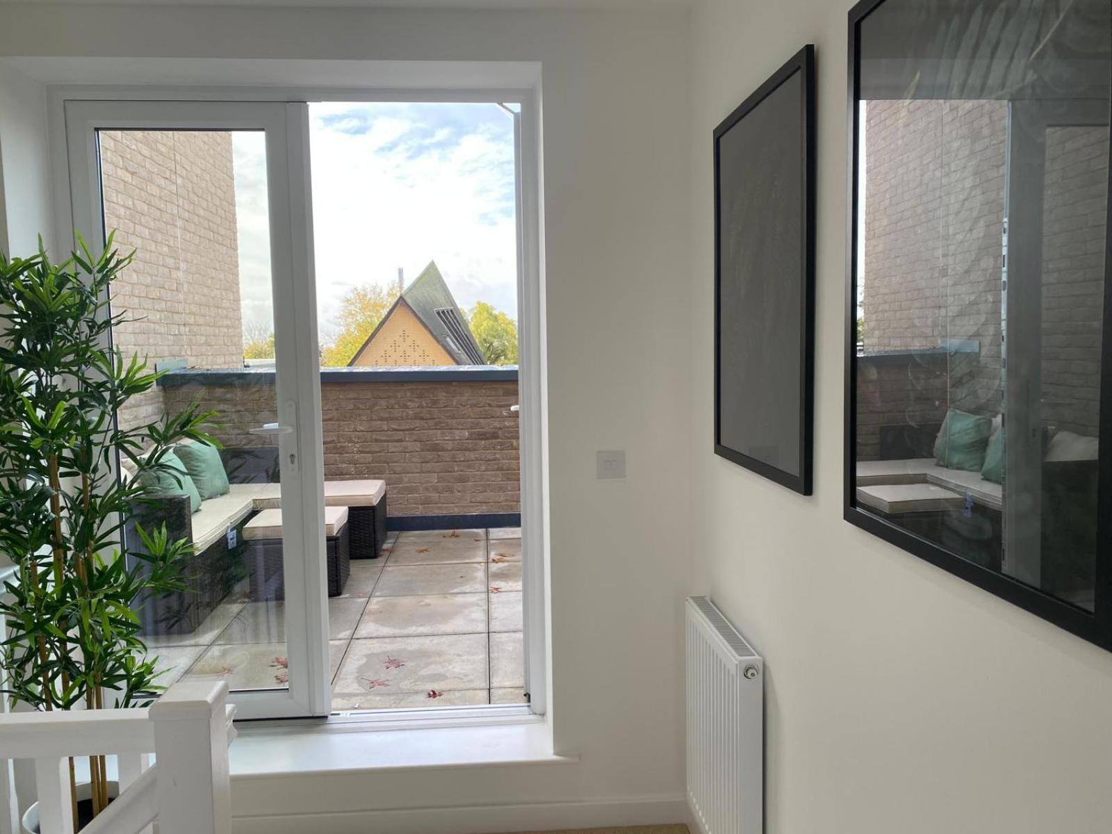 Comfortable Double Room & Single Room In Vibrant Hatfield Neighbourhood المظهر الخارجي الصورة