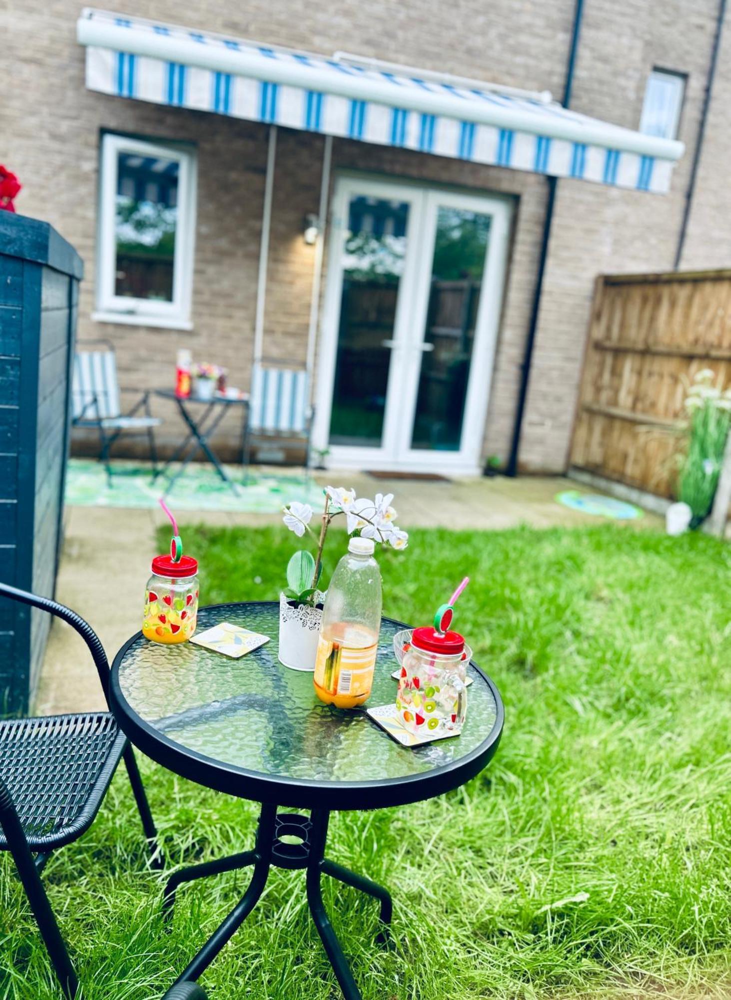 Comfortable Double Room & Single Room In Vibrant Hatfield Neighbourhood المظهر الخارجي الصورة